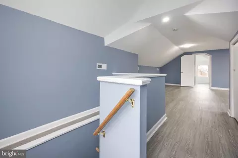 Entry Way - 501 E Lincoln Ave, Salisbury, MD 21801 photo 5 of 10