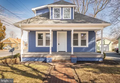 Exterior - 501 E Lincoln Ave, Salisbury, MD 21801 photo 2 of 12