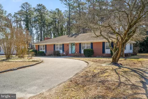 1604 S Kaywood Dr, Salisbury, MD 21804