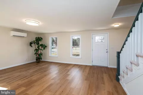 Living - 20121 Nanticoke Rd, Nanticoke, MD 21840 photo 4 of 4