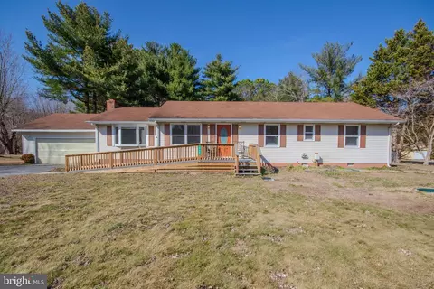 27042 Pemberton Dr, Salisbury, MD 21801