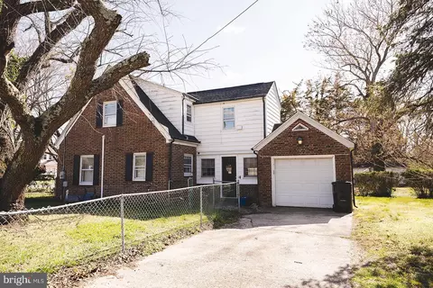 Exterior - 1033 E Main St, Salisbury, MD 21804 photo 2 of 2