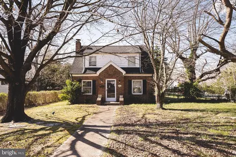 1033 E Main St, Salisbury, MD 21804