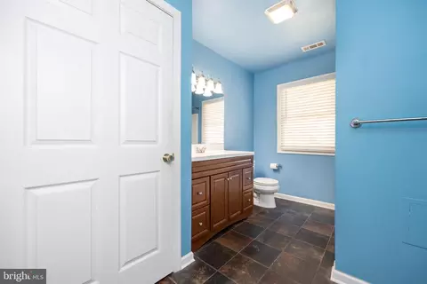 Entry Way - 2115 Ruxton Dr, Salisbury, MD 21801 photo 1 of 2