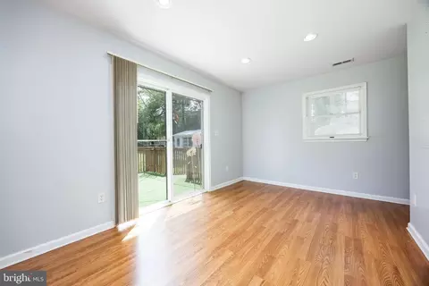 Living - 2115 Ruxton Dr, Salisbury, MD 21801 photo 7 of 7