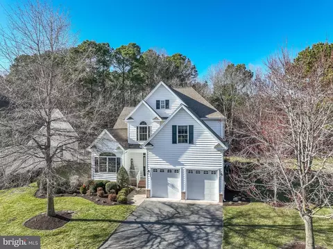 208 Ringgold Rd, Fruitland, MD 21826