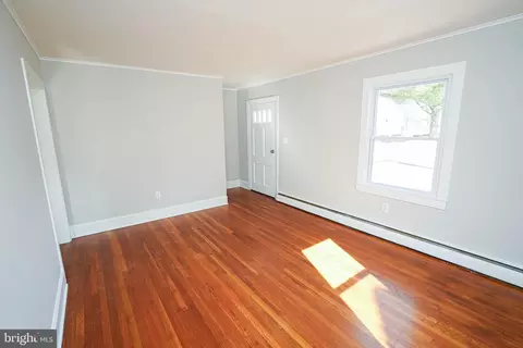 708 Jackson St, Salisbury, MD 21804 photo 3