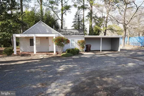 104 S Camden Ave, Fruitland, MD 21826