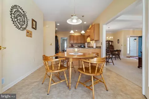 Dining - 216 Creekside Dr, Salisbury, MD 21804 photo 3 of 4