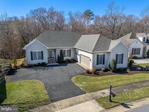 216 Creekside Dr, Salisbury, MD 21804
