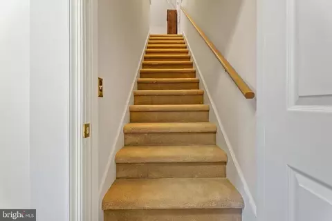 Entry Way - 216 Creekside Dr, Salisbury, MD 21804 photo 4 of 7