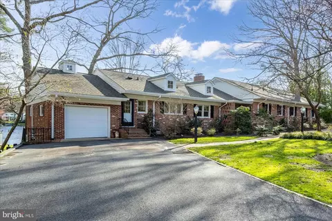 1519 Woodland Rd, Salisbury, MD 21801