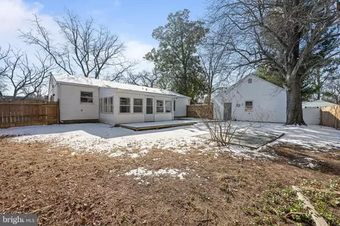 Exterior - 812 Gettysburg Ave, Salisbury, MD 21804 photo 4 of 5