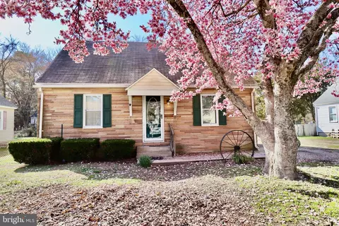 1504 Lilac Dr, Salisbury, MD 21804