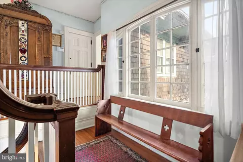 Entry Way - 1707 Camden Ave, Salisbury, MD 21801 photo 17 of 25