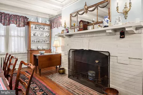Dining - 1707 Camden Ave, Salisbury, MD 21801 photo 3 of 4
