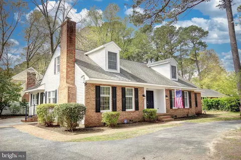 406 Dogwood Dr, Salisbury, MD 21801