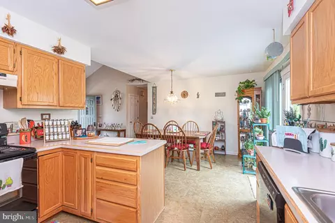 6325 Willow Creek Dr, Salisbury, MD 21801 photo 18