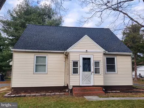 Exterior - 505 E College Ave, Salisbury, MD 21804 photo 3 of 6