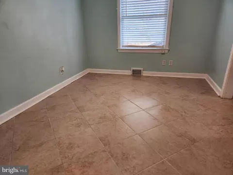 Other - 505 E College Ave, Salisbury, MD 21804 photo 2 of 10