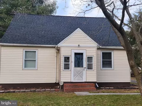 Exterior - 505 E College Ave, Salisbury, MD 21804 photo 1 of 6