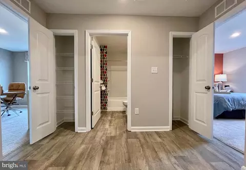 Entry Way - 1108 Darrow Ct, Salisbury, MD 21801 photo 2 of 14