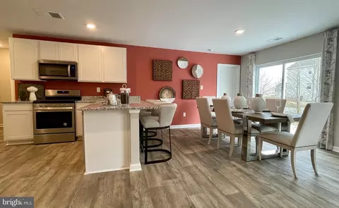 Entry Way - 1108 Darrow Ct, Salisbury, MD 21801 photo 11 of 14