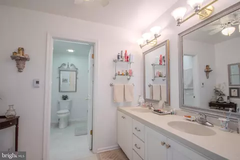 Bath - 3716 Devonshire Dr, Salisbury, MD 21804 photo 2 of 3