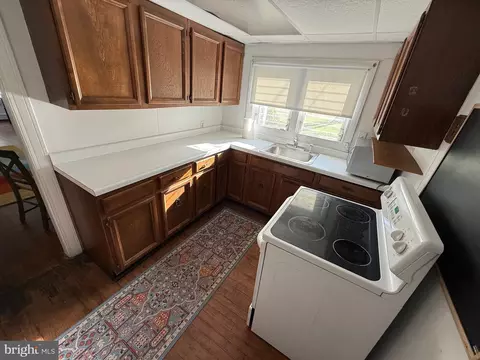 Kitchen - 4747 Tyaskin Rd, Tyaskin, MD 21865 photo 2 of 2