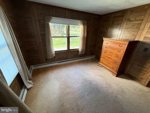Bedroom - 4747 Tyaskin Rd, Tyaskin, MD 21865 photo 3 of 4