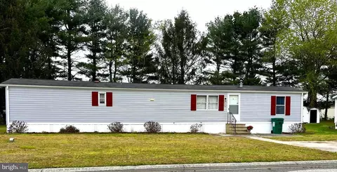 9343 Colonial Mill Dr, Delmar, MD 21875