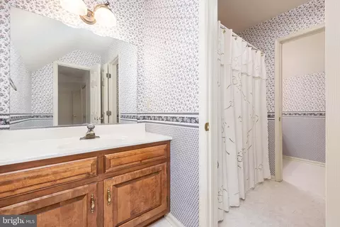 Bath - 5780 Cairn Ct, Salisbury, MD 21801 photo 6 of 11