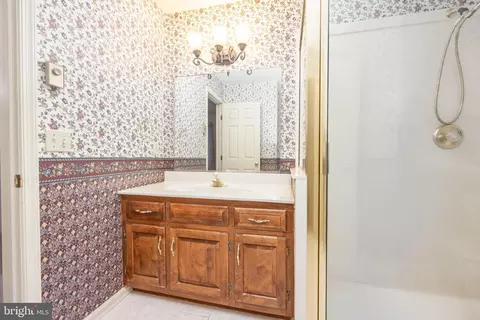 Bath - 5780 Cairn Ct, Salisbury, MD 21801 photo 3 of 11