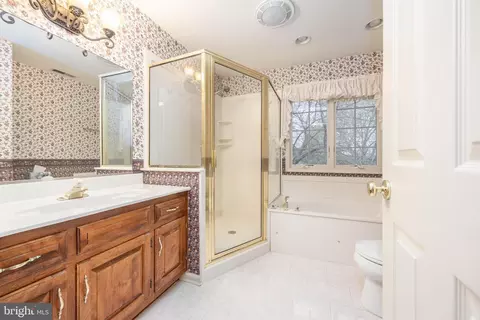 Bath - 5780 Cairn Ct, Salisbury, MD 21801 photo 1 of 11