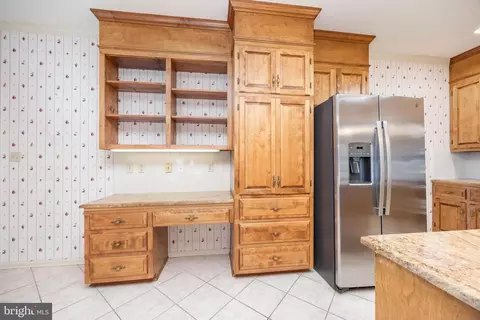 Kitchen - 5780 Cairn Ct, Salisbury, MD 21801 photo 3 of 9