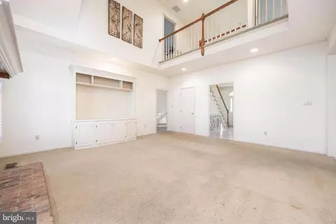 Living - 5780 Cairn Ct, Salisbury, MD 21801 photo 5 of 9