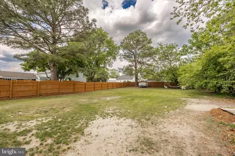 105 E Lillian St, Hebron, MD 21830 photo 29