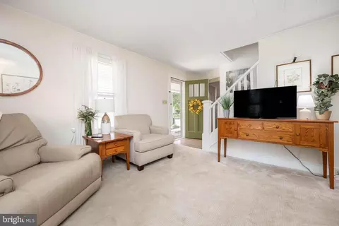 105 E Lillian St, Hebron, MD 21830 photo 5