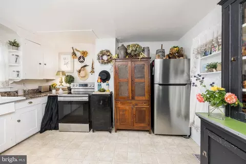 105 E Lillian St, Hebron, MD 21830 photo 11