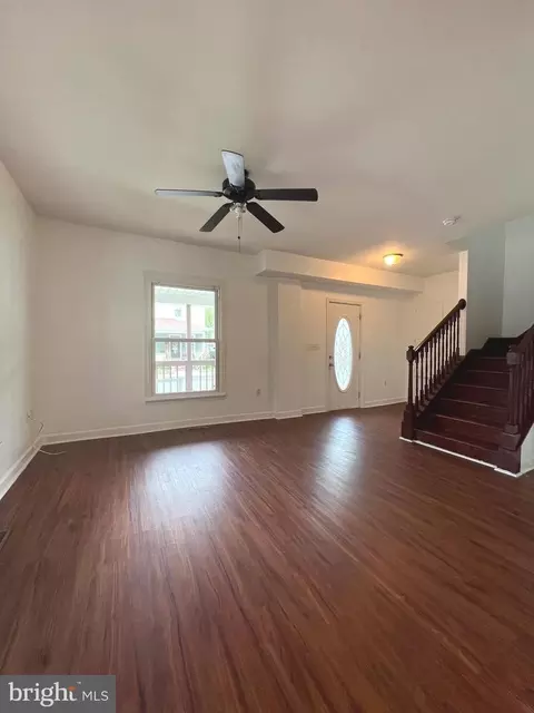 Living - 100 E Pine St, Delmar, MD 21875 photo 1 of 2