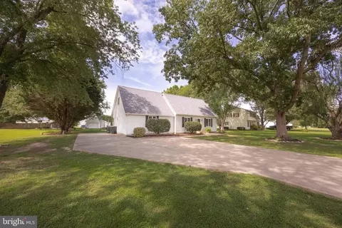 Exterior - 26882 Pratt Rd, Salisbury, MD 21801 photo 3 of 22