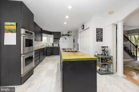 Kitchen - 26882 Pratt Rd, Salisbury, MD 21801 photo 2 of 6