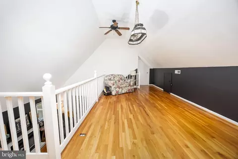 Entry Way - 26882 Pratt Rd, Salisbury, MD 21801 photo 3 of 5