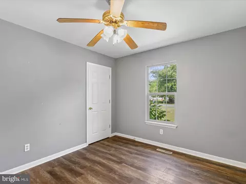 Bedroom - 112 Jerome Dr, Salisbury, MD 21804 photo 5 of 10