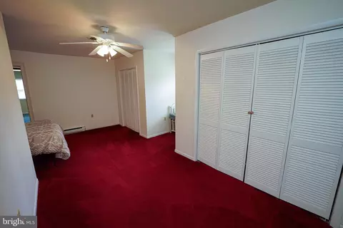 Bedroom - 20560 Nanticoke Rd, Nanticoke, MD 21840 photo 4 of 6