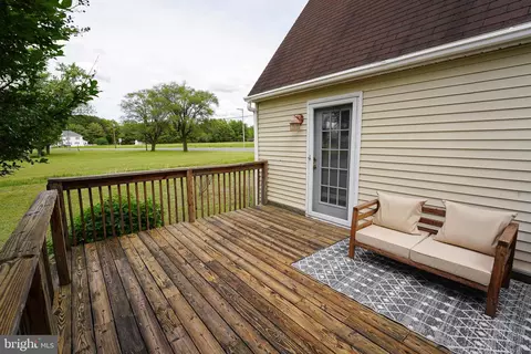 Exterior - 20560 Nanticoke Rd, Nanticoke, MD 21840 photo 13 of 17
