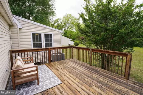 Exterior - 20560 Nanticoke Rd, Nanticoke, MD 21840 photo 15 of 17
