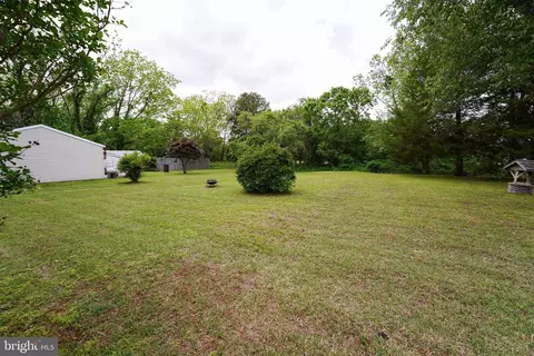 Exterior - 20560 Nanticoke Rd, Nanticoke, MD 21840 photo 16 of 17