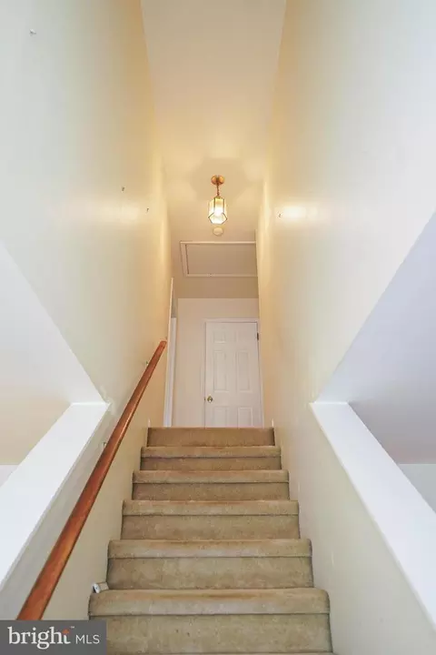 Entry Way - 20560 Nanticoke Rd, Nanticoke, MD 21840 photo 4 of 7