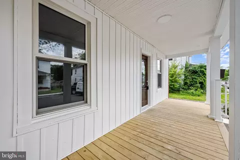 Exterior - 10 E Chestnut St, Delmar, MD 21875 photo 1 of 5